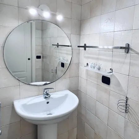 Daire Stay-apartments In Capruzzi With Private Parking Bari