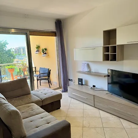 Daire Stay-apartments In Capruzzi With Private Parking Bari