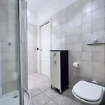 Stay-apartments In Capruzzi With Private Parking Bari