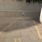 Stay-apartments In Capruzzi With Private Parking Bari