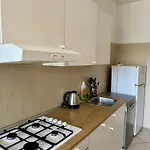 Stay-apartments In Capruzzi With Private Parking Apartament