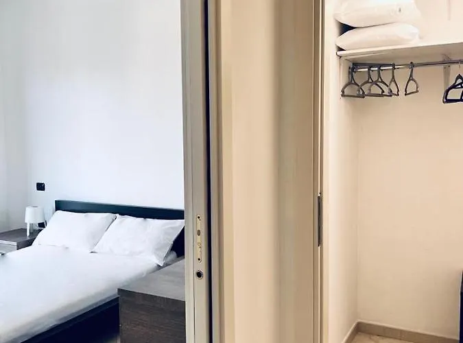 Stay-apartments In Capruzzi With Private Parking 아파트 *